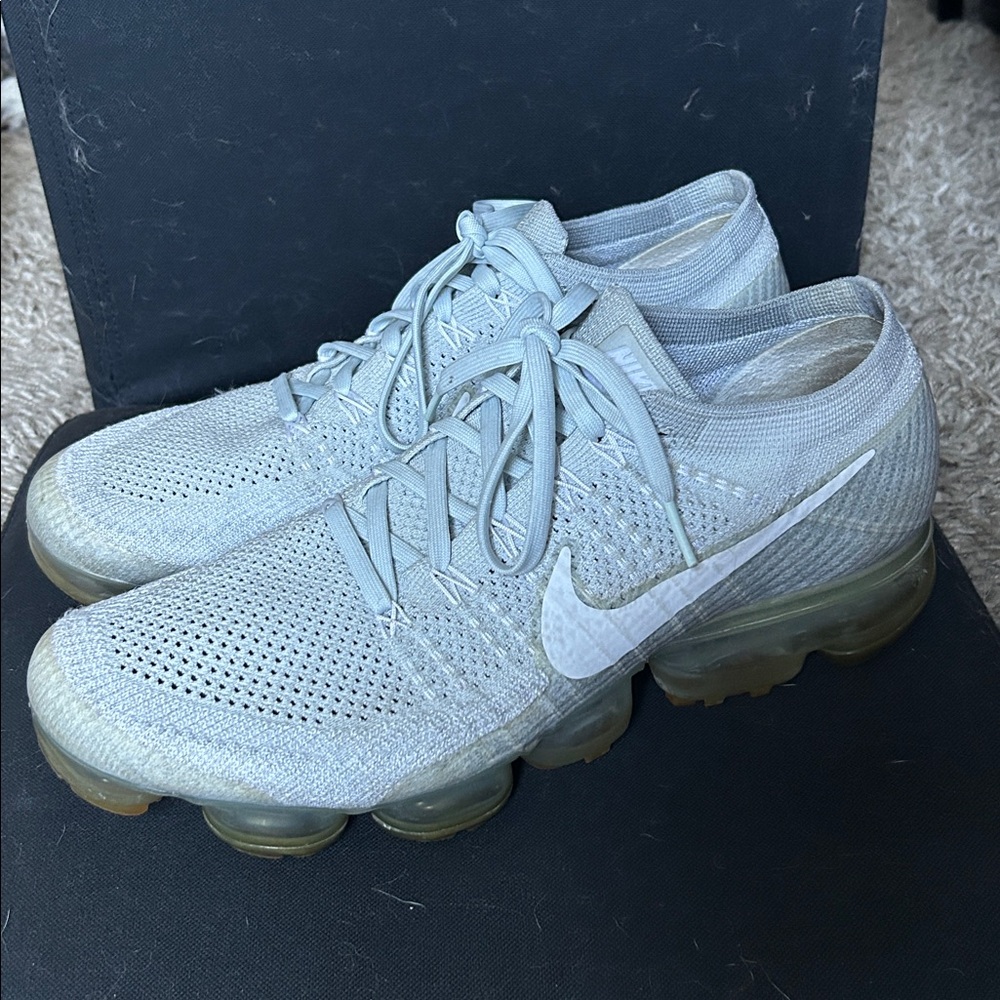 Nike VaporMax Size 11 Silver/Grey